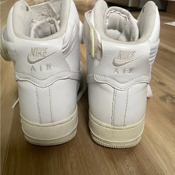 Nike Air Force 1 - Picture 3 of 7